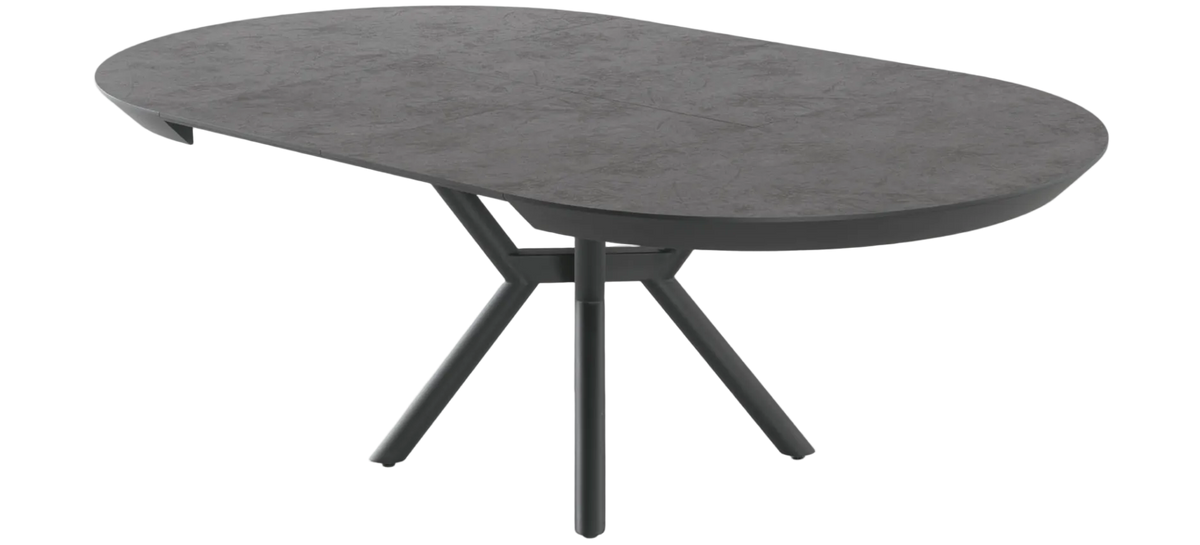 Star runt utdragbart matbord 130–226 cm